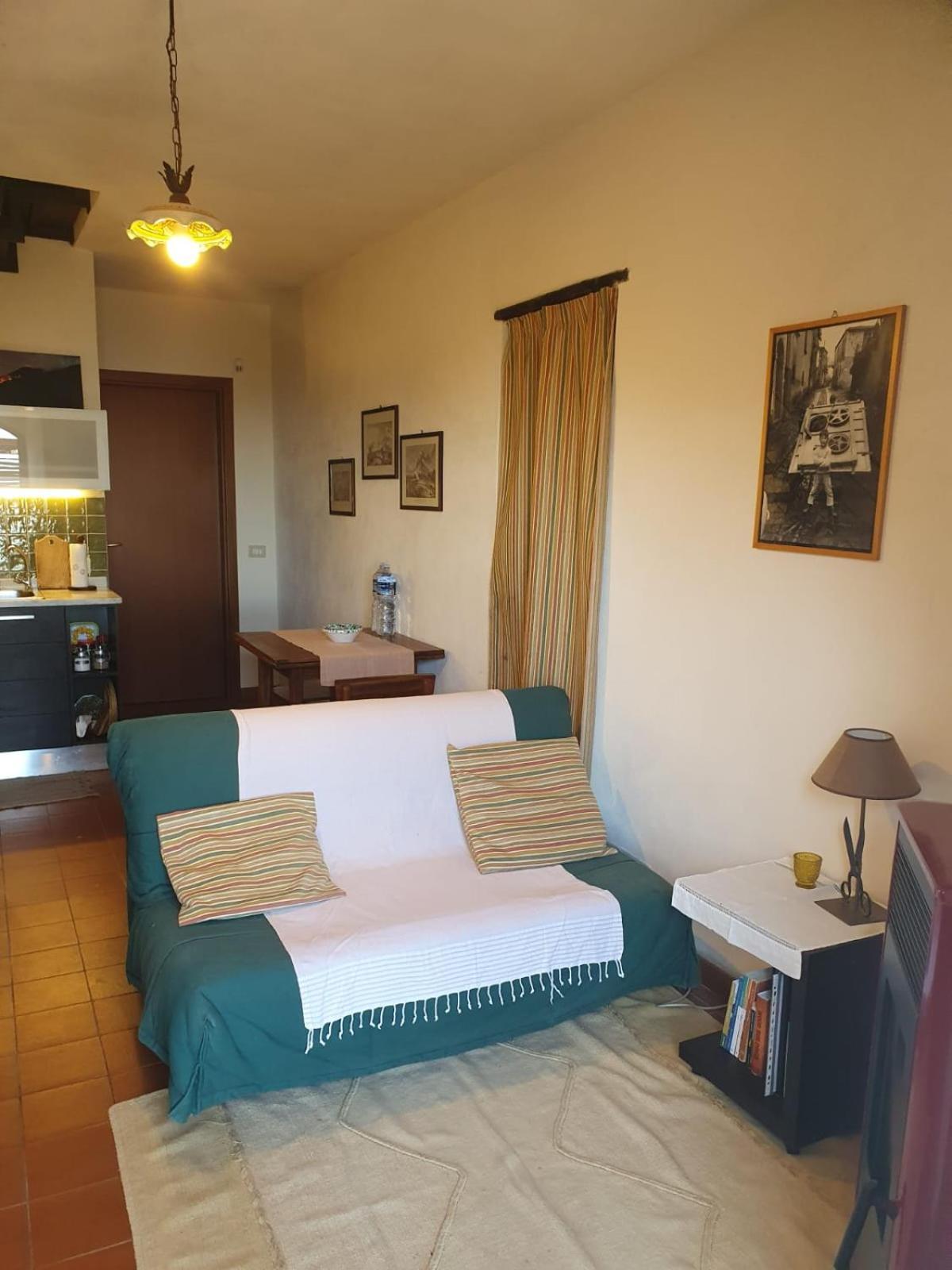 Casa Etnea Guest House เตรคาสตาญิ ภายนอก รูปภาพ